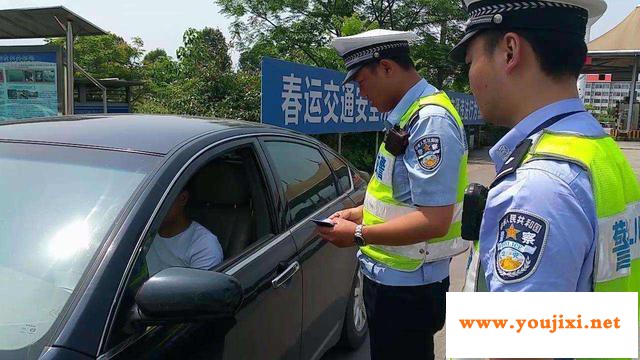 汽车前挡玻璃到底要不要贴膜？
