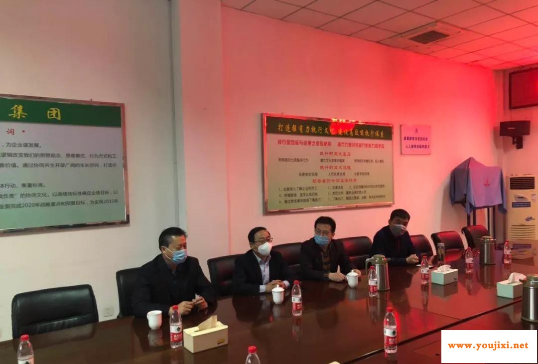玻璃行情：在裂缝中寻找微光