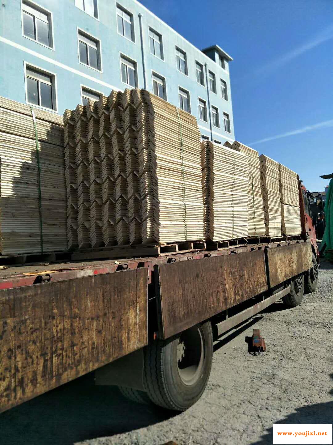德洋玻璃，能提升您品质的新一代包装箱！