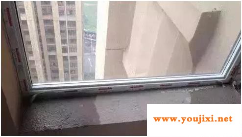  门窗玻璃有缝隙怎么办？不看就会后悔